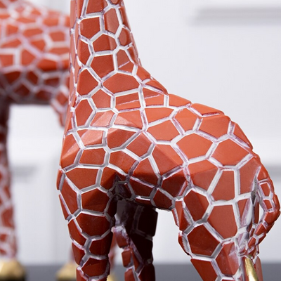 HomeQuill™ Handmade Geometric Giraffe Sculpture