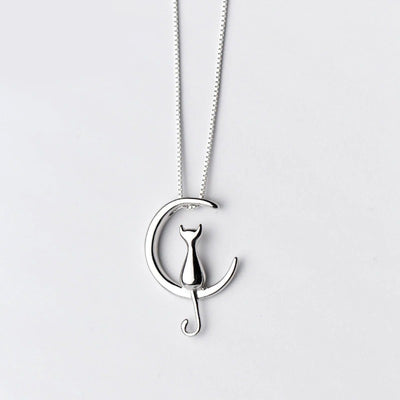 TrendCo™ Cat on the Moon Silver Necklace