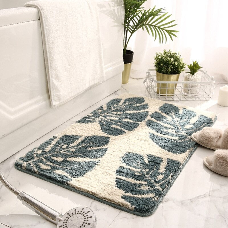 HomeQuill™ Leaf-Themed Bathroom Mat