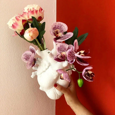 DenQuill™ Ghost Heart Flower Vase