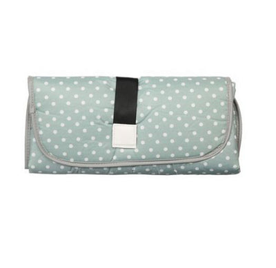 BayBee Clutch™ - Portable Diaper Changing Pad HomeQuill Polka Dot